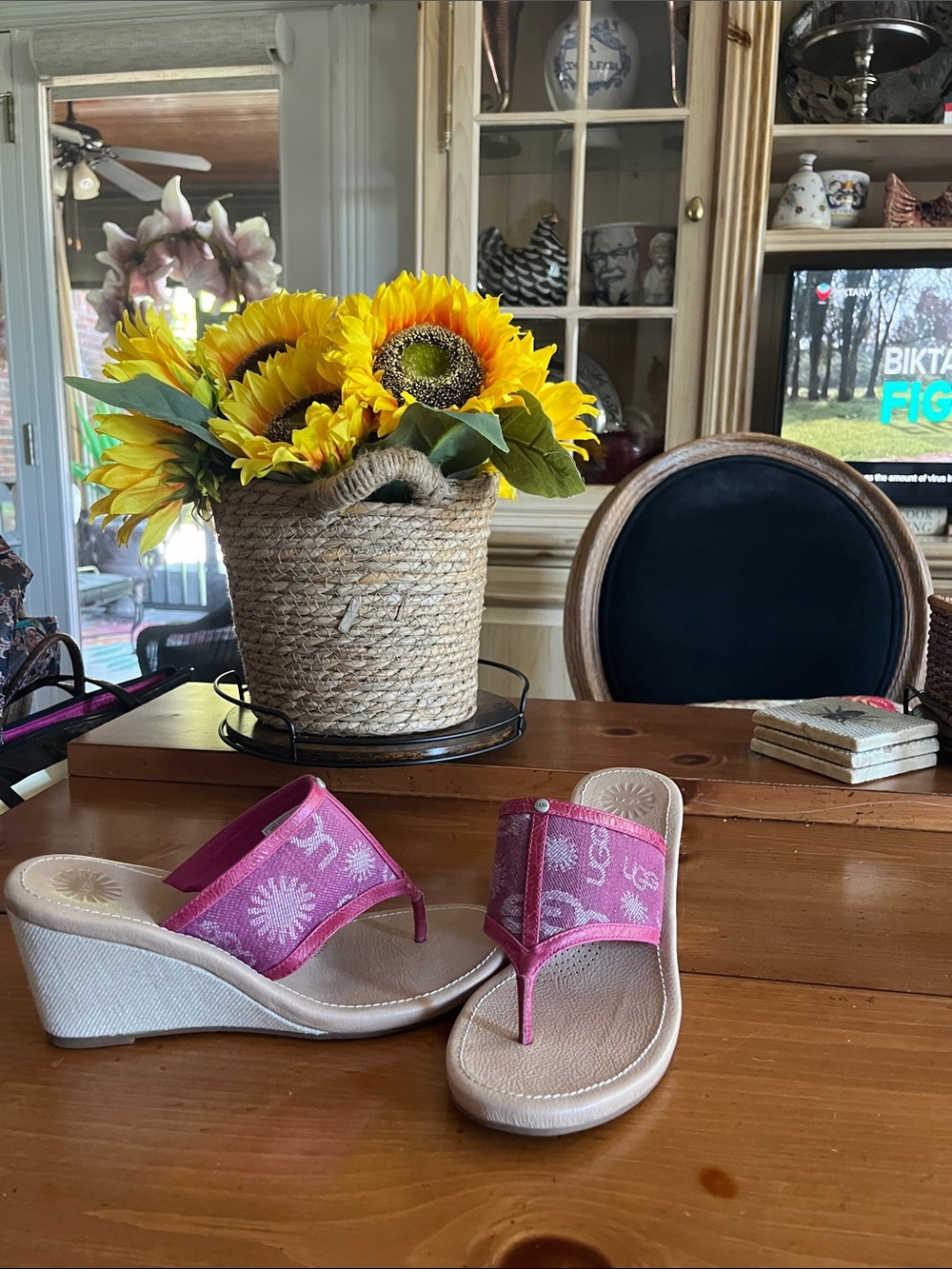 UGG Pink Patterned Espadrille Thong Sandals
